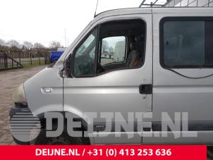 Used Quarter light, front left Opel Movano (4A1; 4A2; 4B2; 4B3; 4C2; 4C3) 1.9 CDTI Price on request offered by van Deijne Onderdelen Uden B.V.
