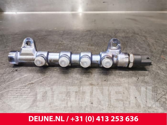 Usagé Système d'injection Fiat Doblo Cargo (263) 1.6 D Multijet Prix € 72,60 Prix TTC proposé par van Deijne Onderdelen Uden B.V.