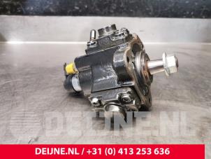 Used High pressure pump Fiat Doblo Cargo (263) 1.6 D Multijet Price on request offered by van Deijne Onderdelen Uden B.V.