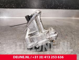 Used Vacuum pump (diesel) Volkswagen Crafter 2.5 TDI 30/35/50 Price € 60,50 Inclusive VAT offered by van Deijne Onderdelen Uden B.V.
