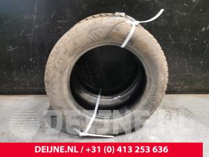 Usados Neumático de invierno Precio € 40,00 Norma de margen ofrecido por van Deijne Onderdelen Uden B.V.