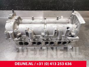 Used Cylinder head Fiat Doblo (263) 1.6 D Multijet Price € 726,00 Inclusive VAT offered by van Deijne Onderdelen Uden B.V.