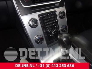 Used Gear stick Volvo S60 II (FS) 1.6 DRIVe,D2 Price on request offered by van Deijne Onderdelen Uden B.V.