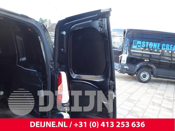 Portière arrière camionnette d'un Opel Combo Cargo 1.6 CDTI 75 2019