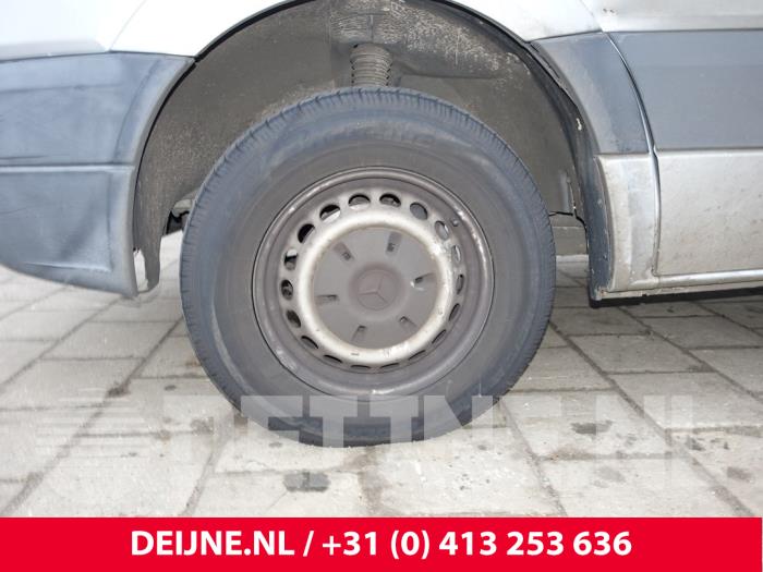 Set of wheels from a Mercedes-Benz Sprinter 3,5t (906.63) 311 CDI 16V 2008