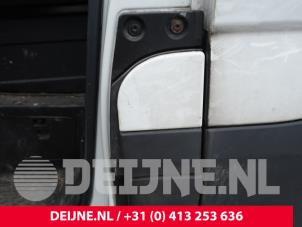 Używane Pokrywa wlewu paliwa Iveco New Daily VI 33S15, 35C15, 35S15 Cena na żądanie oferowane przez van Deijne Onderdelen Uden B.V.