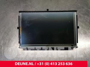 Gebrauchte Displays Multi Media Anzeige Renault Trafic (1FL/2FL/3FL/4FL) 1.6 dCi 125 Twin Turbo Preis € 272,25 Mit Mehrwertsteuer angeboten von van Deijne Onderdelen Uden B.V.