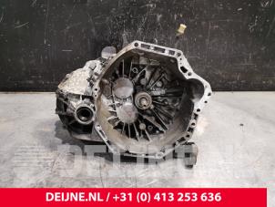 Used Gearbox Renault Trafic (1FL/2FL/3FL/4FL) 1.6 dCi 125 Twin Turbo Price € 998,25 Inclusive VAT offered by van Deijne Onderdelen Uden B.V.
