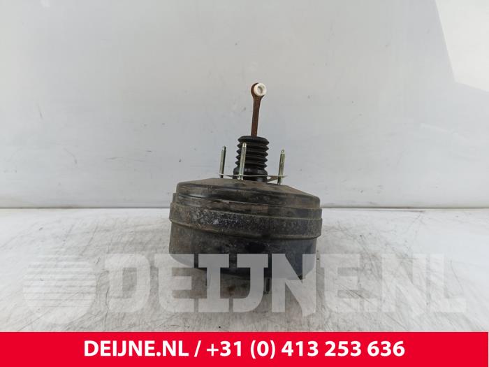 Usagé Servo frein Ford Transit 2.0 TDCi 16V Eco Blue 105 Prix € 54,45 Prix TTC proposé par van Deijne Onderdelen Uden B.V.