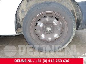 Gebrauchte Felgen Set Citroen Berlingo 1.6 Hdi 16V 90 Preis auf Anfrage angeboten von van Deijne Onderdelen Uden B.V.