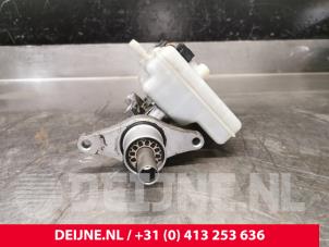 Usagé Cylindre de frein principal Opel Movano 2.3 CDTi 16V FWD Prix € 114,95 Prix TTC proposé par van Deijne Onderdelen Uden B.V.
