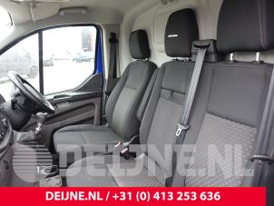 Used Double front seat left Ford Transit Custom 2.0 TDCi 16V Eco Blue 105 Price on request offered by van Deijne Onderdelen Uden B.V.