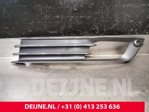 Used Bumper grille Volvo V70 (BW) 1.6 T4 16V Price € 50,00 Margin scheme offered by van Deijne Onderdelen Uden B.V.