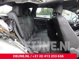 Used Rear bench seat Porsche Cayenne II (92A) 3.0 D V6 24V Price € 300,00 Margin scheme offered by van Deijne Onderdelen Uden B.V.