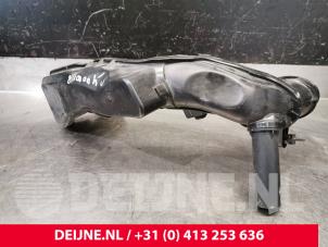 Używane Waz ssacy powietrza Volvo V40 (MV) 2.0 D2 16V Cena € 25,00 Procedura marży oferowane przez van Deijne Onderdelen Uden B.V.