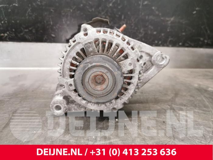 Begagnade Dynamo Hyundai H-300 Pris € 60,50 Inklusive moms erbjuds av van Deijne Onderdelen Uden B.V.