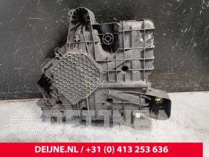 Gebrauchte Adblue Tank Citroen Jumpy 1.6 Blue HDi 95 Preis € 484,00 Mit Mehrwertsteuer angeboten von van Deijne Onderdelen Uden B.V.