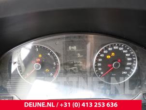 Usagé Compteur Volkswagen Transporter T5 2.0 TDI DRF Prix sur demande proposé par van Deijne Onderdelen Uden B.V.