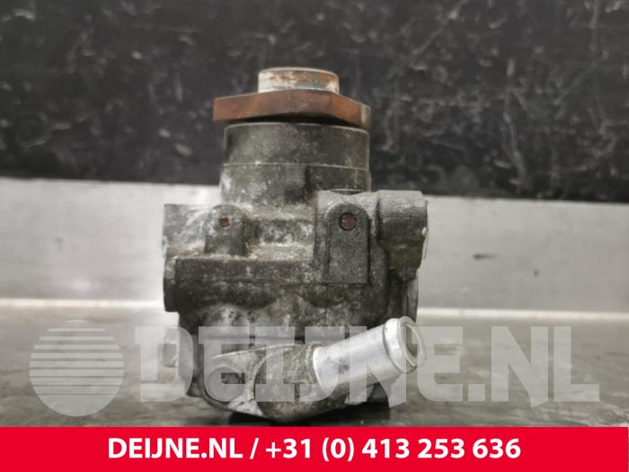 Usagé Pompe de direction Volkswagen Transporter T5 2.0 TDI DRF Prix € 151,25 Prix TTC proposé par van Deijne Onderdelen Uden B.V.