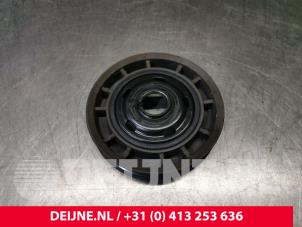 Used Crankshaft pulley Opel Vivaro 1.5 CDTI 102 Price € 84,70 Inclusive VAT offered by van Deijne Onderdelen Uden B.V.