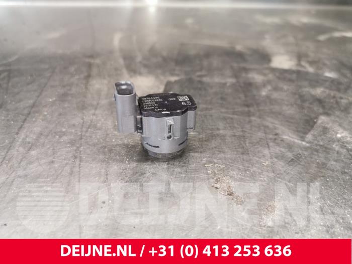 Usados Sensor PDC Polestar Polestar 2 78kWh Long Range Dual Motor Precio € 36,30 IVA incluido ofrecido por van Deijne Onderdelen Uden B.V.