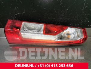 Gebrauchte Rücklicht rechts Renault Master IV (MA/MB/MC/MD/MH/MF/MG/MH) 2.3 dCi 16V Preis € 78,65 Mit Mehrwertsteuer angeboten von van Deijne Onderdelen Uden B.V.