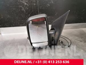 Used Wing mirror, left Volkswagen Crafter 2.0 TDI 16V Price € 90,75 Inclusive VAT offered by van Deijne Onderdelen Uden B.V.