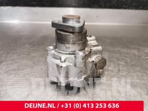 Used Power steering pump Volkswagen Crafter 2.0 TDI 16V Price € 121,00 Inclusive VAT offered by van Deijne Onderdelen Uden B.V.
