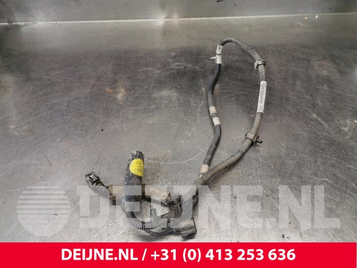 AdBlue line MAN TGE 2.0 TDI - 2N0131983E