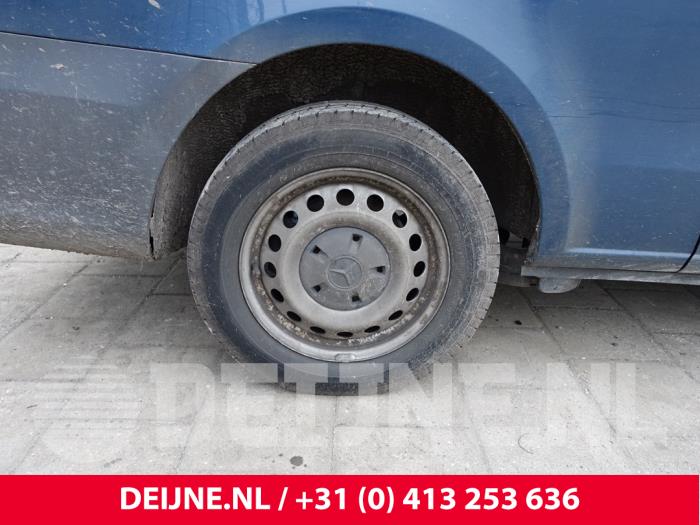 Set of wheels from a Mercedes-Benz Vito (447.6) 2.2 114 CDI 16V 2015