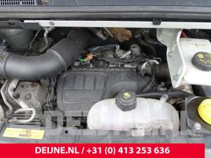 Usados Motor Opel Vivaro 1.6 CDTi BiTurbo 125 Precio de solicitud ofrecido por van Deijne Onderdelen Uden B.V.