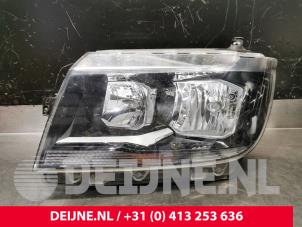 Used Headlight, left MAN TGE 2.0 TDI Price € 181,50 Inclusive VAT offered by van Deijne Onderdelen Uden B.V.