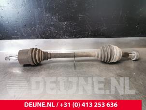 Używane Os napedowa lewy przód Peugeot Boxer (U9) 2.0 BlueHDi 160 Cena € 181,50 Z VAT oferowane przez van Deijne Onderdelen Uden B.V.