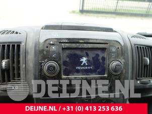 Used Display Multi Media control unit Peugeot Boxer (U9) 2.0 BlueHDi 160 Price on request offered by van Deijne Onderdelen Uden B.V.