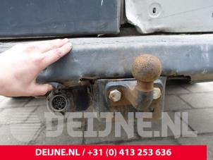 Używane Hak holowniczy Peugeot Boxer (U9) 2.0 BlueHDi 160 Cena € 181,50 Z VAT oferowane przez van Deijne Onderdelen Uden B.V.