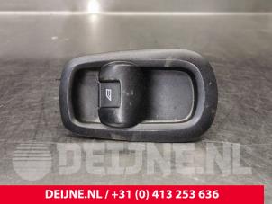 Used Electric window switch Ford Transit Custom 2.2 TDCi 16V Price € 18,15 Inclusive VAT offered by van Deijne Onderdelen Uden B.V.
