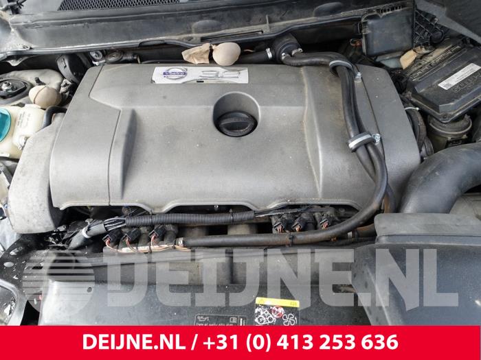 Engine from a Volvo XC90 I 3.2 24V 2008