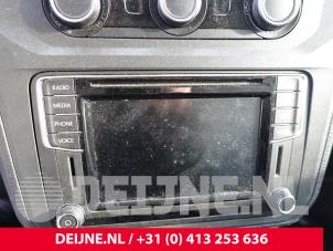 Usados Controlador de pantalla multimedia Volkswagen Caddy IV 1.4 TSI 16V Precio € 847,00 IVA incluido ofrecido por van Deijne Onderdelen Uden B.V.