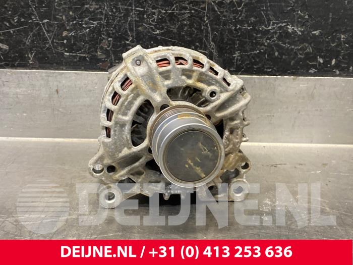 Usagé Dynamo Volkswagen Caddy IV 1.4 TSI 16V Prix € 108,90 Prix TTC proposé par van Deijne Onderdelen Uden B.V.