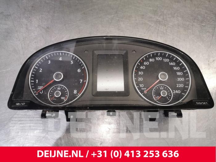 Odometer KM from a Volkswagen Caddy IV 1.4 TSI 16V 2018