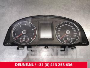 Usagé Compteur kilométrique KM Volkswagen Caddy IV 1.4 TSI 16V Prix € 181,50 Prix TTC proposé par van Deijne Onderdelen Uden B.V.