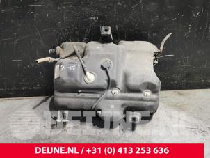 Used Adblue Tank Opel Vivaro 1.6 CDTi BiTurbo 125 Price € 423,50 Inclusive VAT offered by van Deijne Onderdelen Uden B.V.