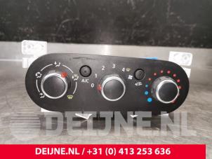 Używane Panel sterowania nagrzewnicy Renault Trafic (1FL/2FL/3FL/4FL) 2.0 dCi 16V 120 Cena € 84,70 Z VAT oferowane przez van Deijne Onderdelen Uden B.V.
