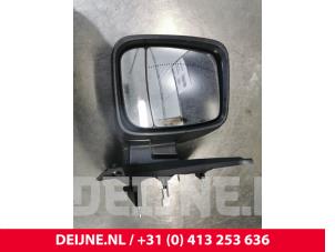 Used Wing mirror, left Opel Vivaro 1.6 CDTi BiTurbo 125 Price € 121,00 Inclusive VAT offered by van Deijne Onderdelen Uden B.V.