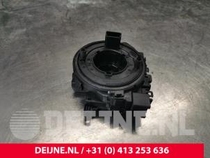 Usados Muelle de reloj airbag MAN TGE 2.0 TDI Precio € 121,00 IVA incluido ofrecido por van Deijne Onderdelen Uden B.V.