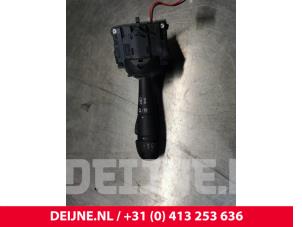 Used Light switch Opel Vivaro 1.6 CDTi BiTurbo 125 Price € 42,35 Inclusive VAT offered by van Deijne Onderdelen Uden B.V.