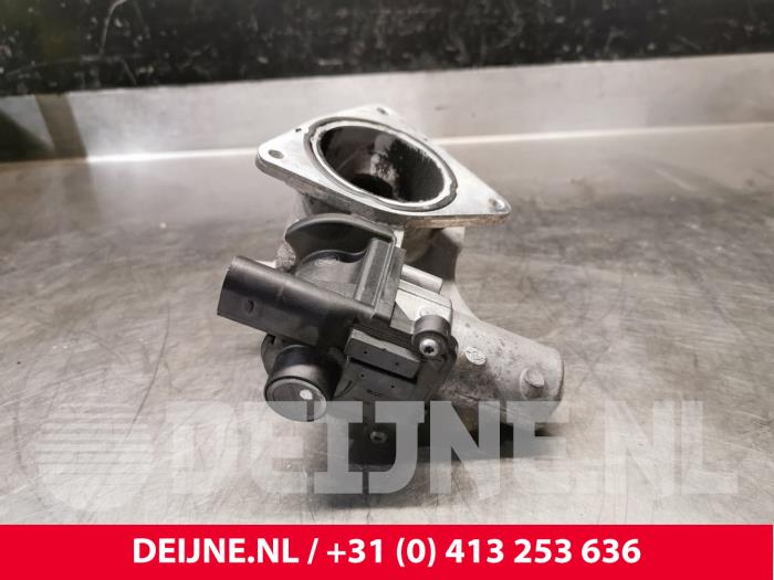 AGR Ventil van een Volkswagen Crafter 2.5 TDI 30/32/35/46/50 2011