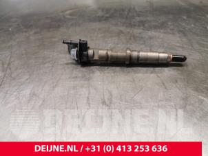 Used Injector (diesel) Volkswagen Crafter 2.5 TDI 30/32/35/46/50 Price € 151,25 Inclusive VAT offered by van Deijne Onderdelen Uden B.V.