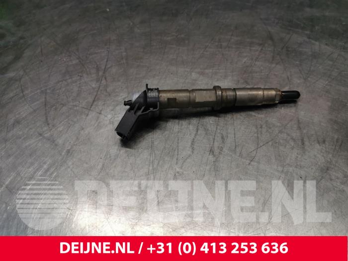 Injecteur (diesel) d'un Volkswagen Crafter 2.5 TDI 30/32/35/46/50 2011