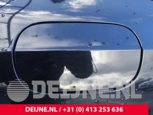 Używane Pokrywa wlewu paliwa Volvo S90 II 2.0 D3 16V Cena € 30,00 Procedura marży oferowane przez van Deijne Onderdelen Uden B.V.